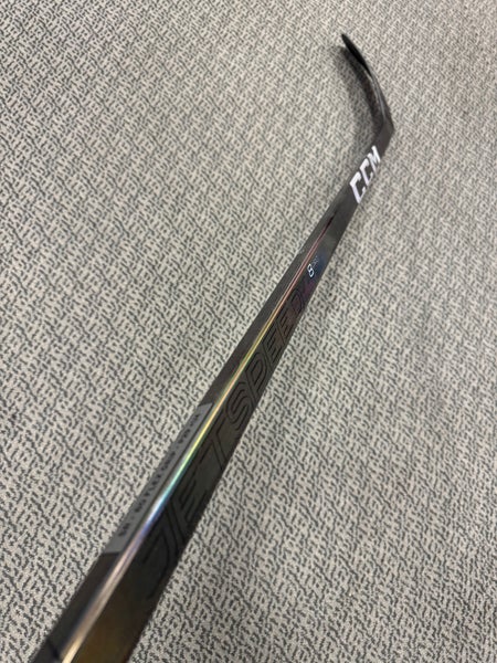 Senior CCM Charcoal JetSpeed FT8 Pro Right Handed Hockey Stick P29+1/4 80 Flex (New)