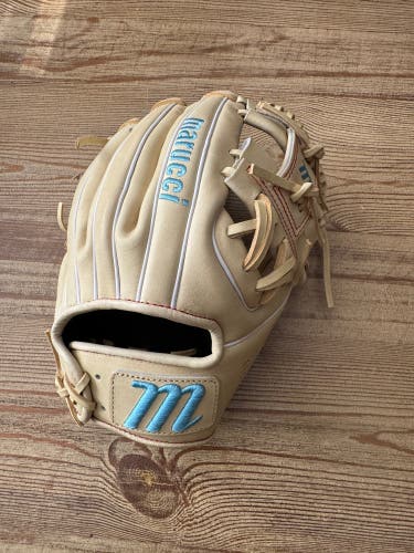 Marucci Cypress Series RH Infield Baseball Glove 11.5" (New)