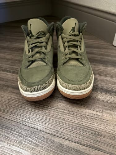 Men's Size 13.0 (W 14.0) Air Jordan 3 Shoes (Used)