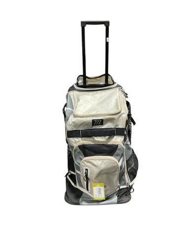 Used Marucci GREY/WHT/BLCK WHEELED BAG BB/SB Team Wheeled Bag White And Grey 11834-S000046783