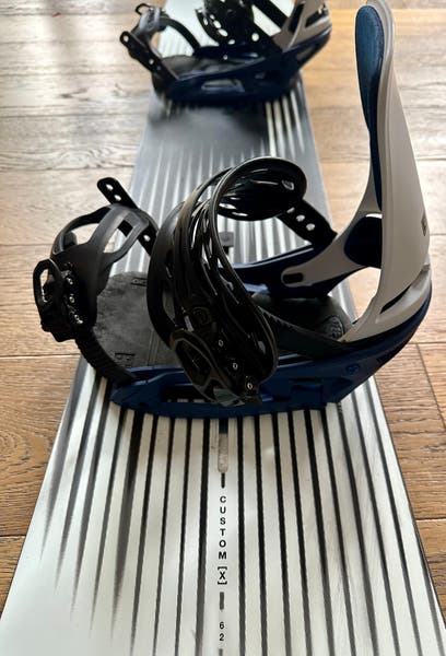 Burton Custom X 162 with Burton Cartel X EST bindings