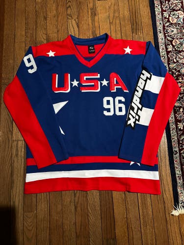 Mighty Ducks USA Hockey Charlie Conway Jersey Size Large