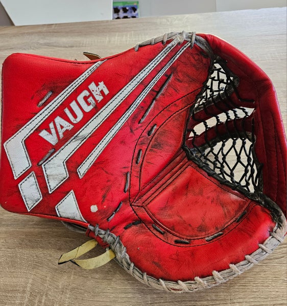 Vaughn V8 Pro Carbon Glove