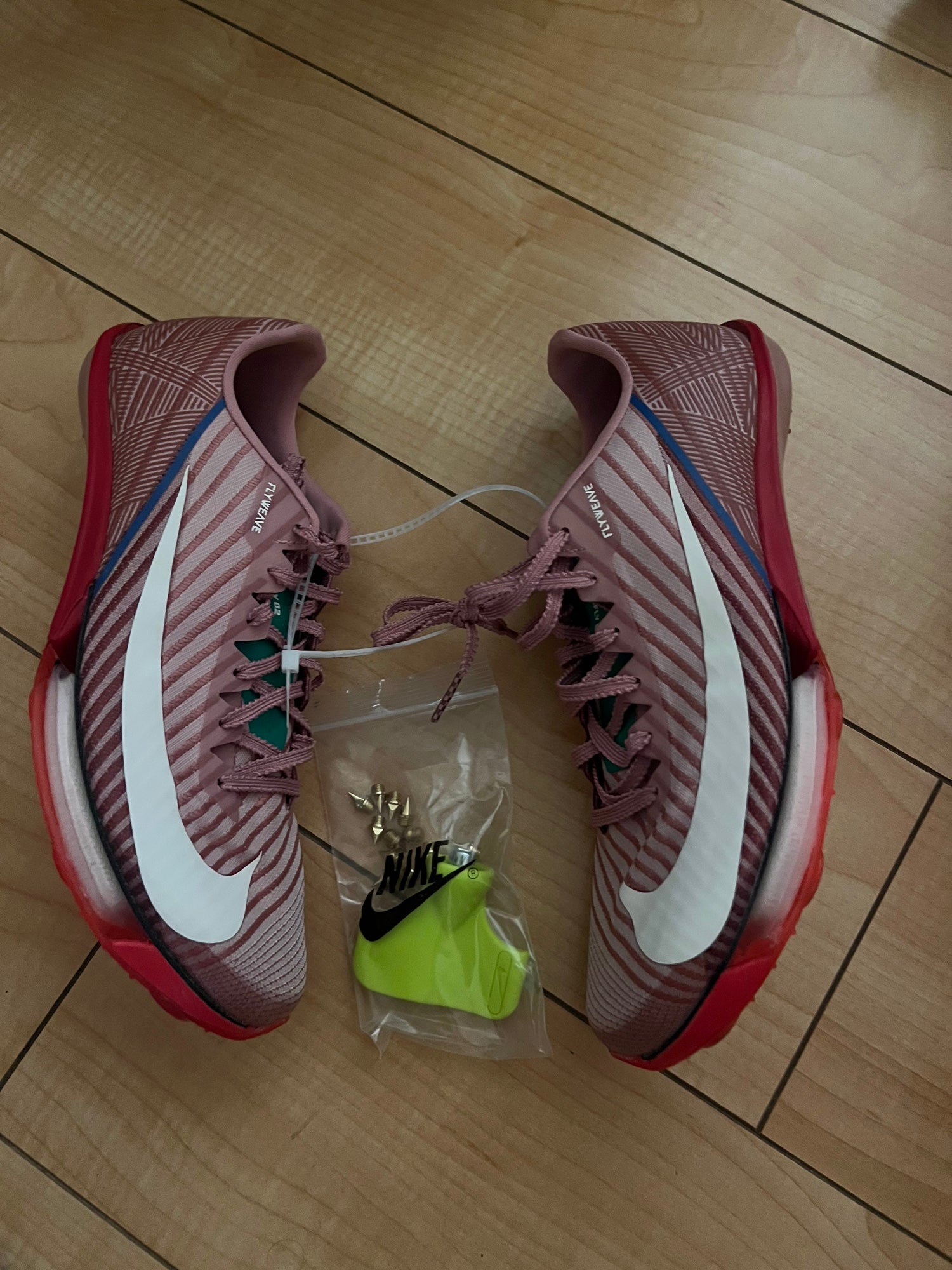 spikes nike lunarlon