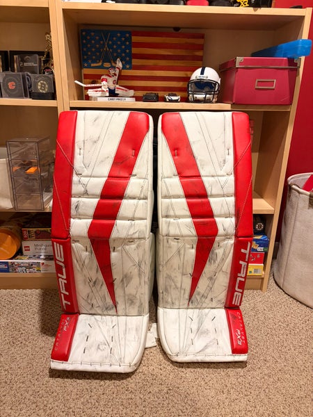 33" 2024 True Catalyst PX3 Goalie Leg Pads (Used)