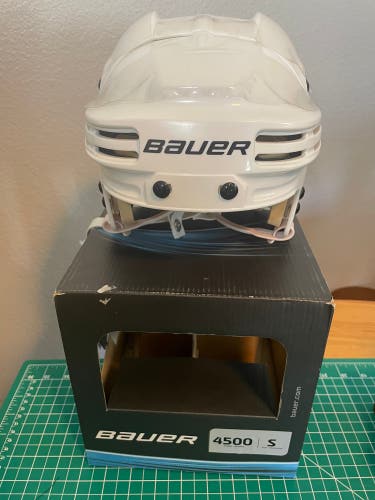 New in Box Small Bauer 4500 Hockey Helmet (New)