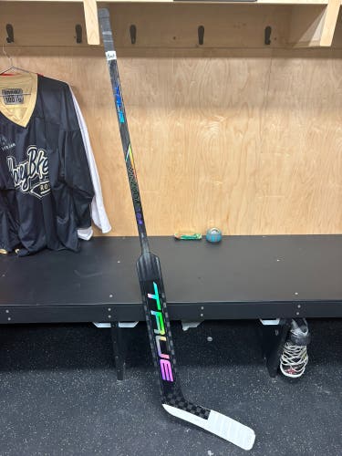 Senior True HZRDUS 9x4 Regular Goalie Stick 25" Paddle (Used)