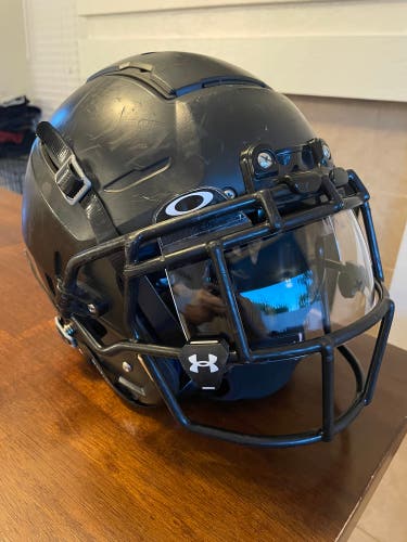 Adult Large Schutt F7 Helmet (Used)