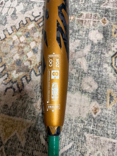 2022 DeMarini Zoa Composite USSSA Certified Bat (-8) 23 oz 31" (Used)