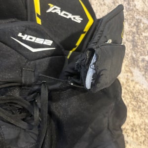 Junior Large CCM Tacks 4052 Hockey Pants (Used)