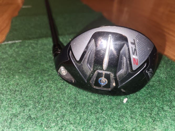 Men's Titleist TSi2 Right Handed Hybrid Stiff Flex 4H (Used)