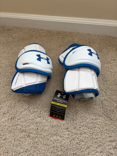 Medium Youth Under Armour Command Pro Arm Pads (New)