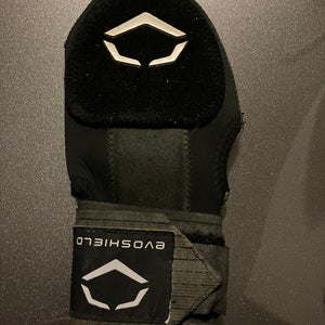 Black Junior EvoShield Sliding Mitt (Used)