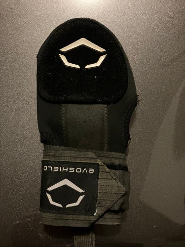 Black Junior EvoShield Sliding Mitt (Used)