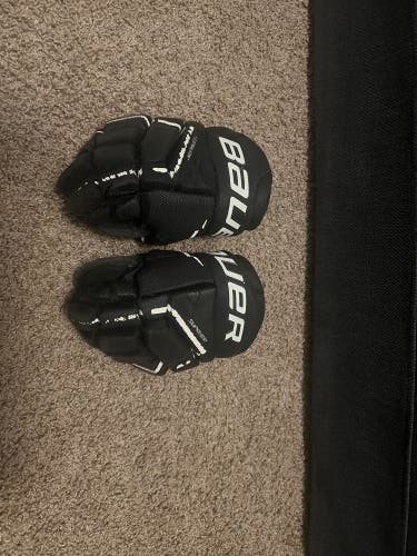 Bauer Supreme Ultrasonic Gloves 9" (Used)
