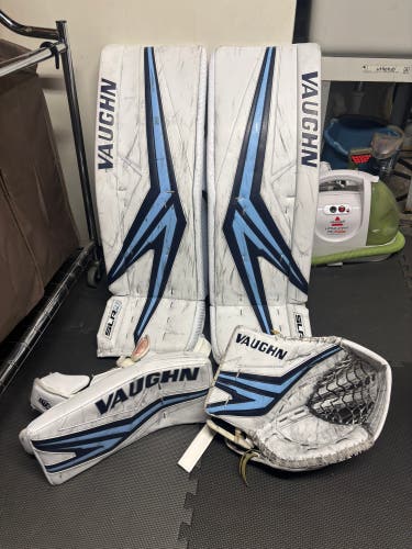 35"  Vaughn SLR4 Pro Carbon Regular Goalie Full Set Pro Stock (Used) grosenick pro