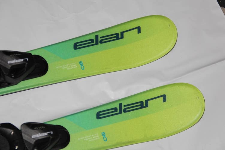 Elan 90cm Pinball Kids skis with EL 4.5 GW size adjustable Bindings used twice