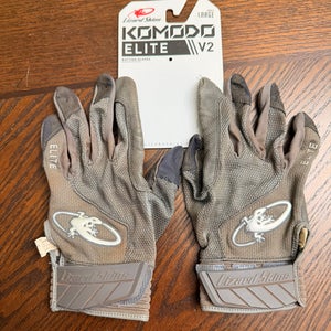 Large Lizard Skins Komodo Elite V2 Batting Gloves (Used)