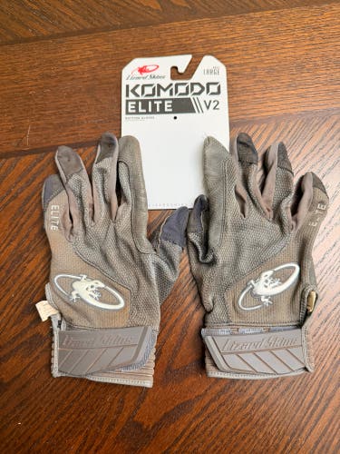Large Lizard Skins Komodo Elite V2 Batting Gloves (Used)
