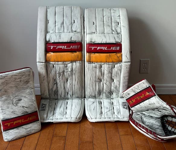 33" True Catalyst Px3 Regular Goalie Full Set (Used)