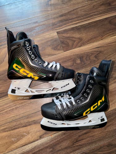 CCM JetSpeed FT8 Pro Hockey Skates