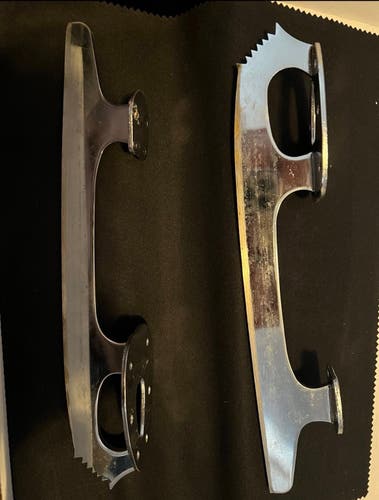 MK figure skating blades, 8”