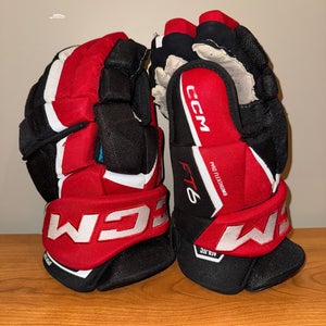 CCM JetSpeed FT8 Gloves 15"