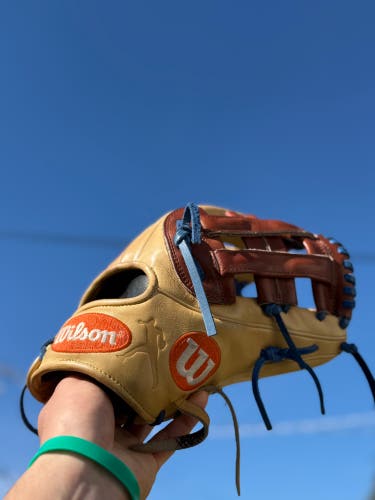Wilson A2K RH Baseball Glove 12" (Used)