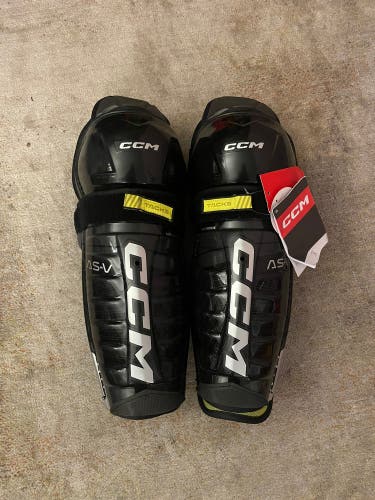 Junior CCM Tacks AS-V 13" Shin Pads (New)