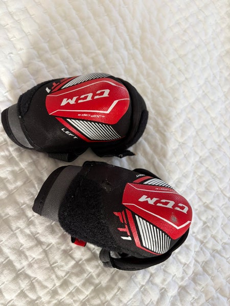 Youth Medium CCM Next Elbow Pads (Used)