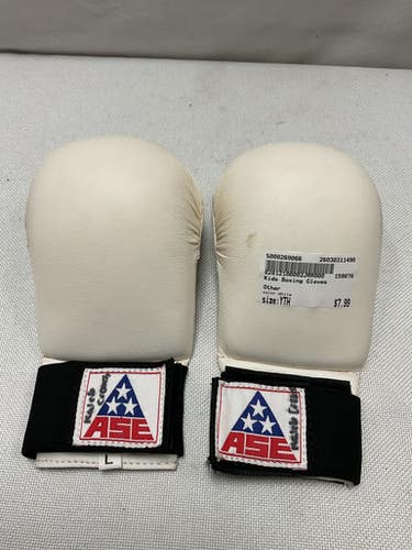 Used Boxing Gloves White Youth 11490-S000269066