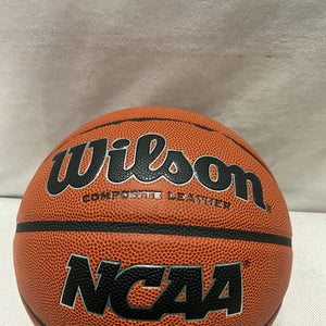 Used Wilson Basketball Womens Indoor 28 1/2" 11490-S000269050