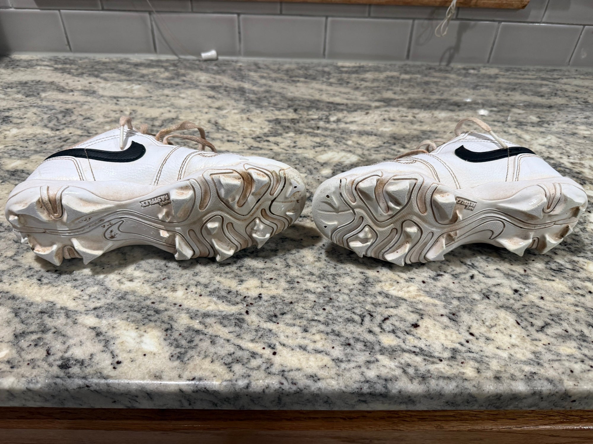 jordan softball cleats youth