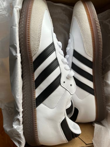 White Men's Size M 10.0 (W 11.0) Adult Adidas Samba Shoes (New)