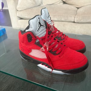Air Jordan 5 Retro 'Raging Bull' size 12