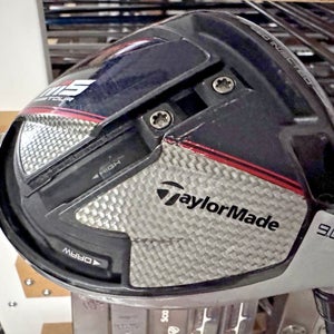TaylorMade m5 9 Driver with Aldila RIP Red Eyes 60-g Alpha X Flex 0401