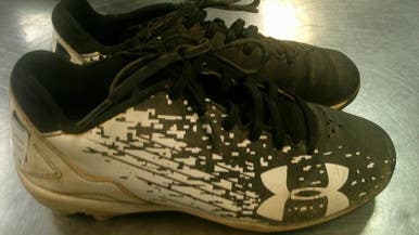 Used Under Armour CLEAT BB/SB Cleats Black Junior 04 11868-S000067622