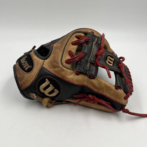 Wilson A2000 DP15 11.5 Infield Baseball Glove