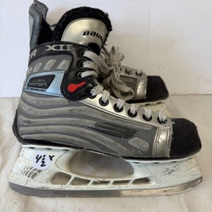Junior Size 4.5 Bauer Vapor XII Ice Hockey Skates