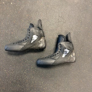 2023 True Pro Custom Hockey Skates Regular Width Pro Stock 9 (New)