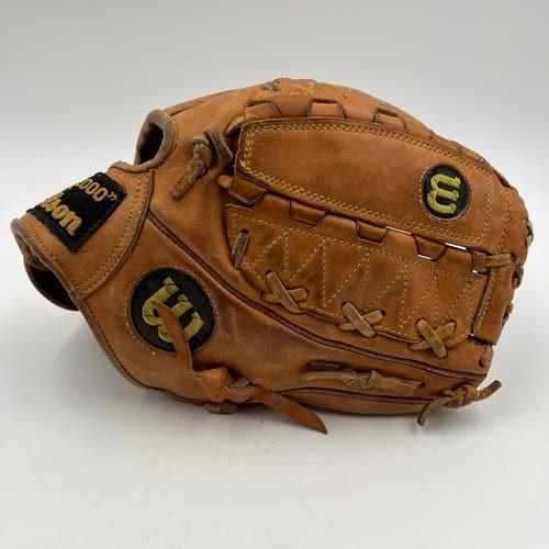 Wilson A2000 L 11.5 Pitchers Infield Baseball Glove