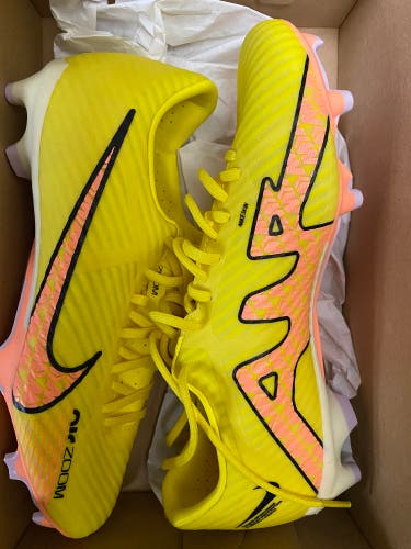 Yellow Unisex Size M 5.5 (W 6.5) Nike Mercurial Vapor 15 Molded Cleats Cleats (New)