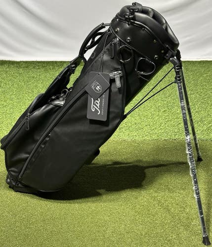 Titleist Linkslegend Classic Members Stand Carry 3-Way Golf Bag Color: Black