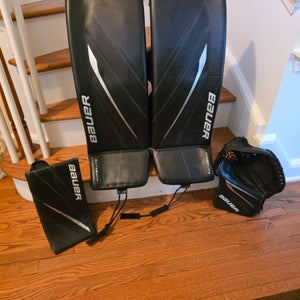 33" 2023 Bauer Hyperlite 2 Regular Goalie Full Set (Used)