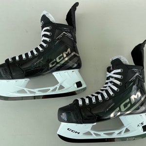NHL Return CCM JetSpeed FT6 PRO Pro Stock Size 8.5 Hockey Skates (Used) 33502