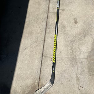 Senior Warrior Alpha QXT Pro Team Right Handed Hockey Stick W88 85 Flex (Used)