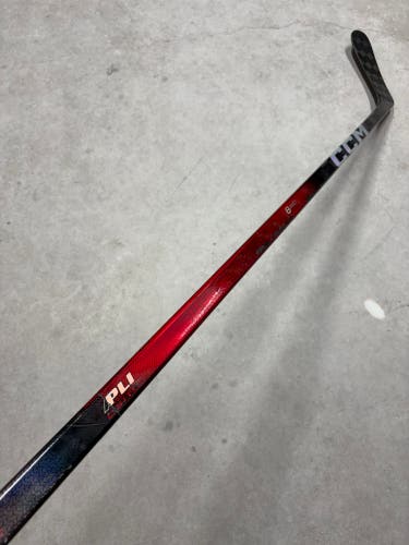 75 Flex P29 Senior CCM Jetspeed FT8 Pro Left Hand Hockey Stick Pro Stock (Used)