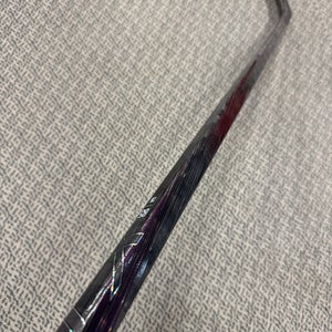 Senior True Project X Storm Right Handed Hockey Stick T28 85 Flex (New)