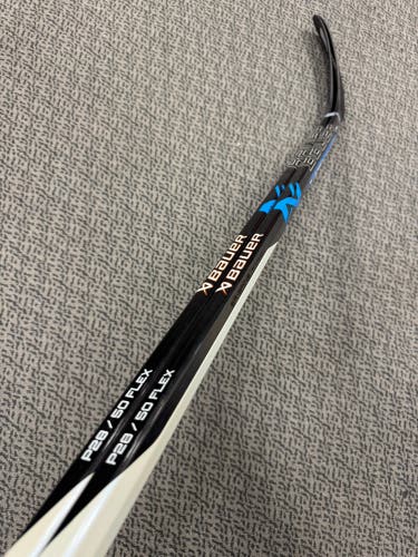 2-Pack Junior Bauer Nexus E3 Right Handed Hockey Stick P28 50 Flex (New)