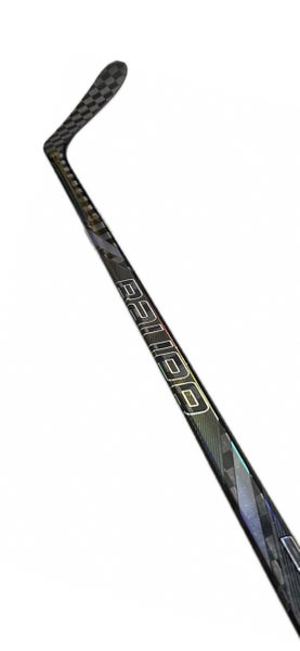 Senior Bauer AG5NT Tracer Graphic Right Handed Hockey Stick P28 77 Flex Pro Stock